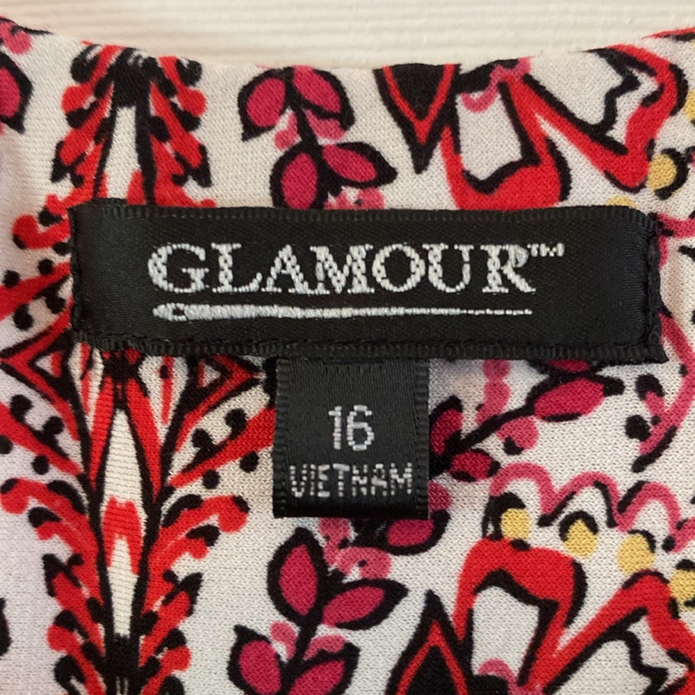 Glamour dress - Picture 2 of 4